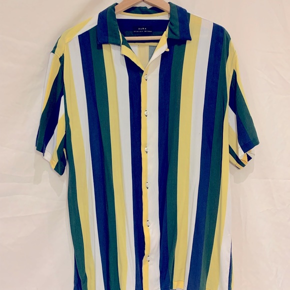 Zara - Button down - Picture 1 of 4